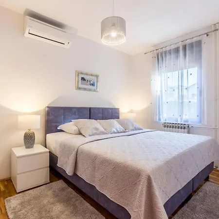 Split-villas Dalmatica For 12 Split
