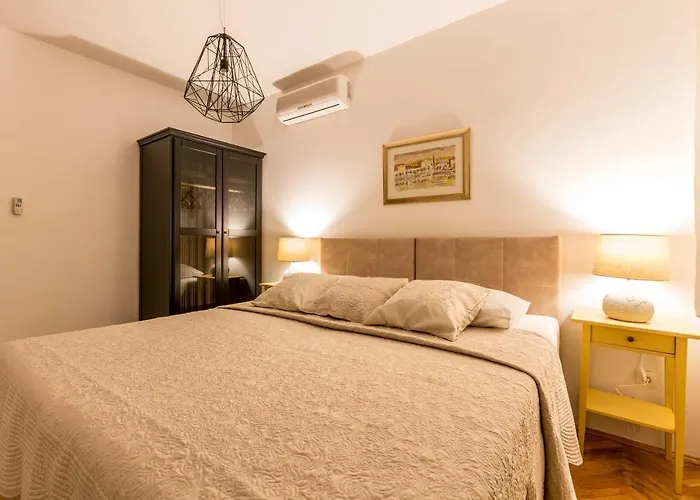 Split-villas Dalmatica For 12 Villa Split