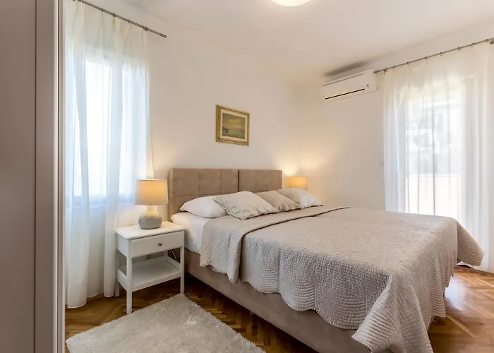 Split-villas Dalmatica For 12 *