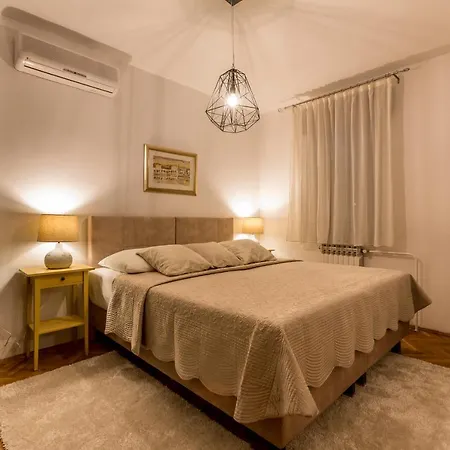 Split-villas Dalmatica For 12 וילה *